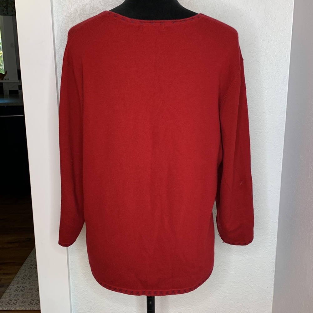 St Johns Bay red embroidered floral knit sweater 3/4 sleeves - Picture 3 of 5